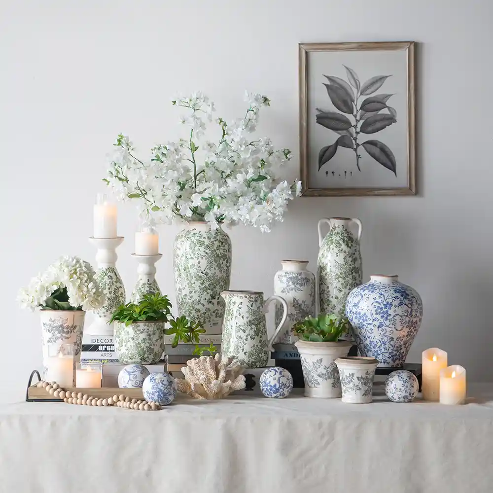 Vases & Vessels