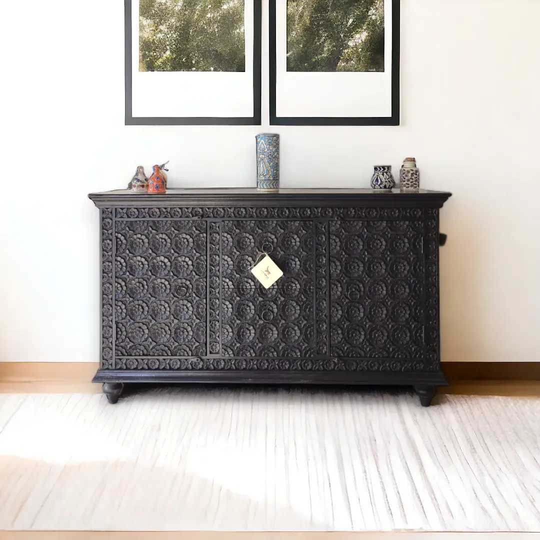 Sideboard