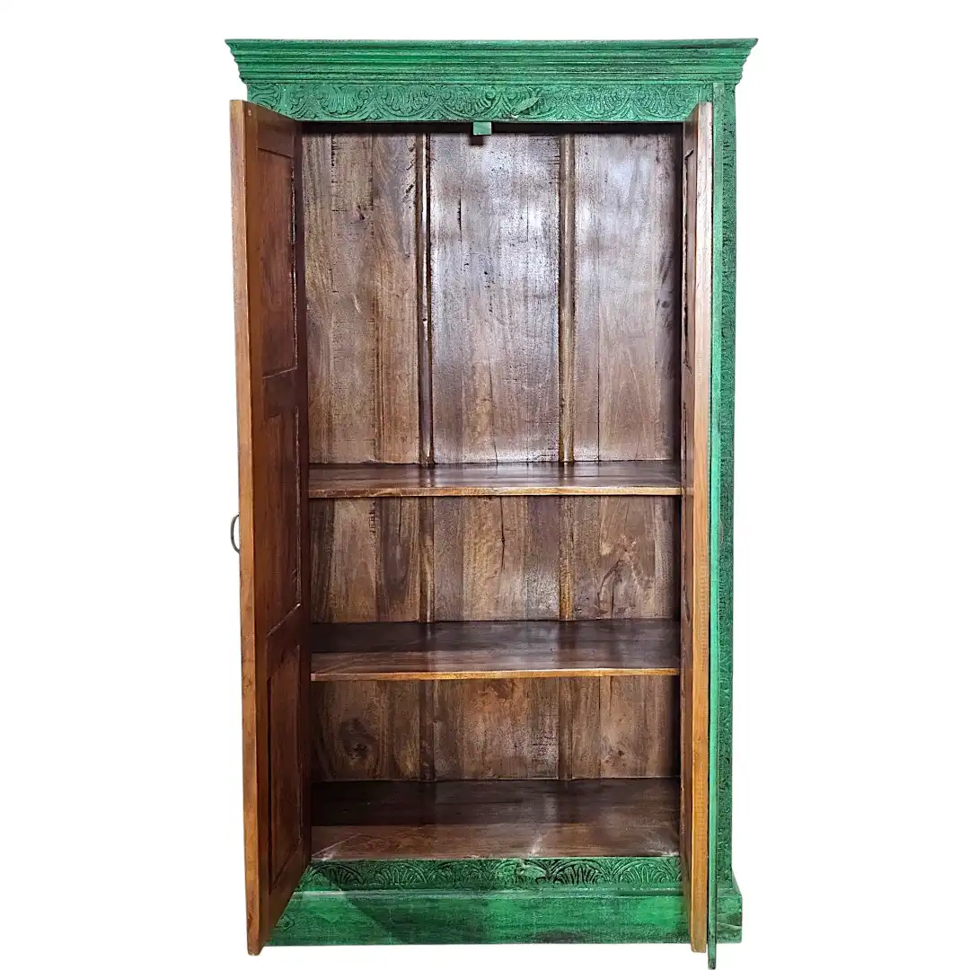 The Shamsa Celestial Radiant Court Wardrobe