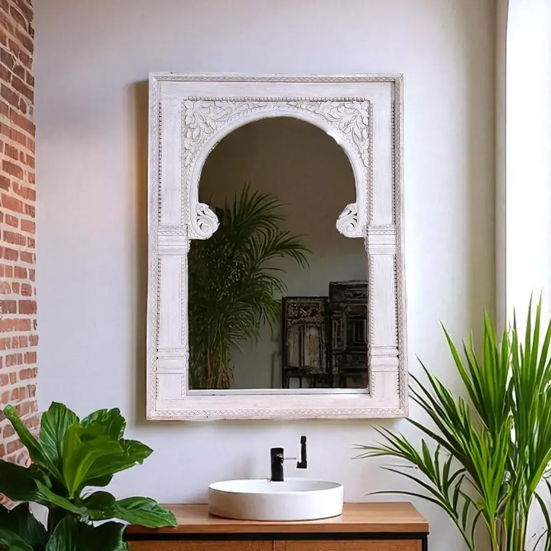 The Mihrab Reflection Mirror