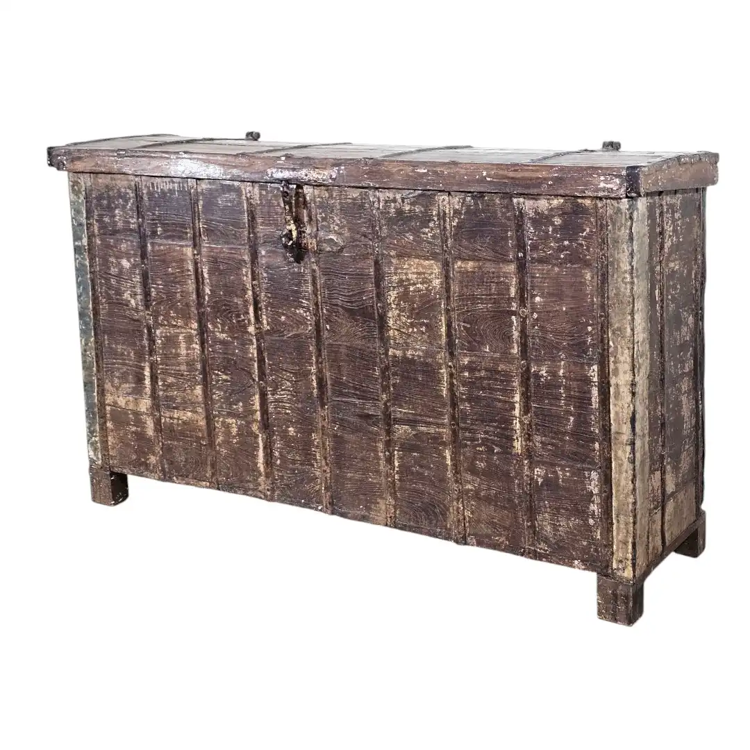 The Royal Archive Trunk