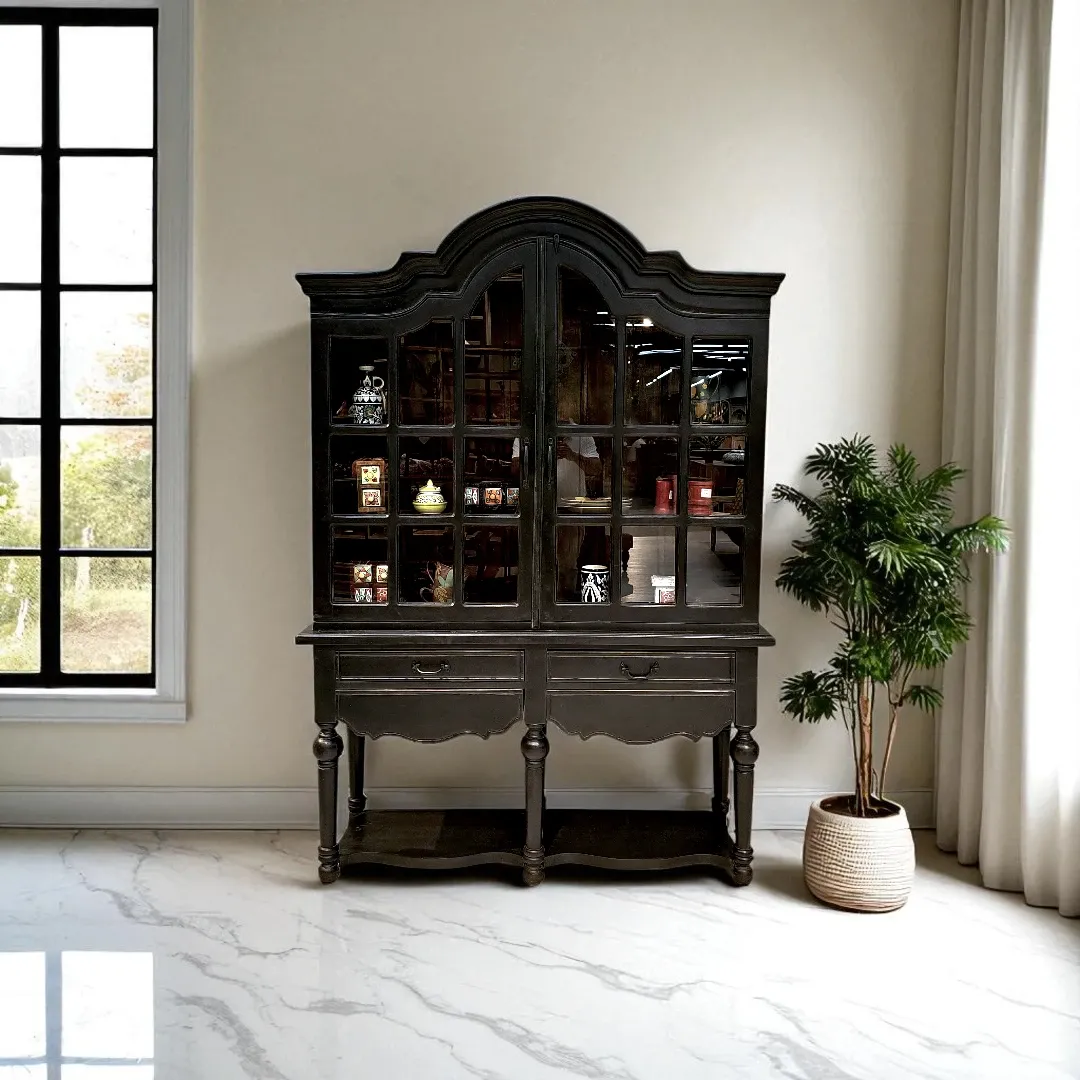 Classic Charm Display Hutch