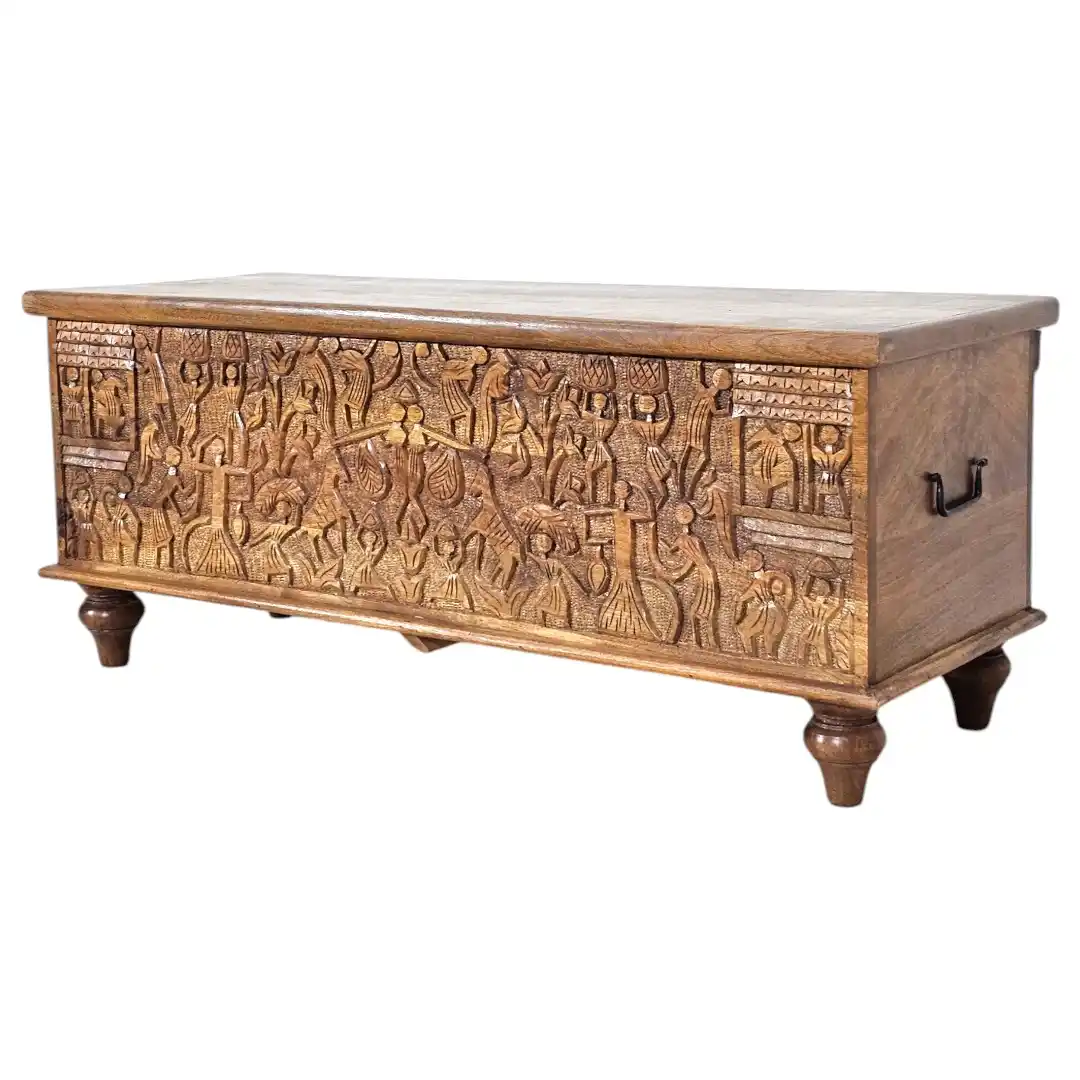 The Gramya-Kala Artisanal Trunk الصُّنْدُوقُ الحِرَفِيُّ (فَنُونٌ رِيفِيَّة)