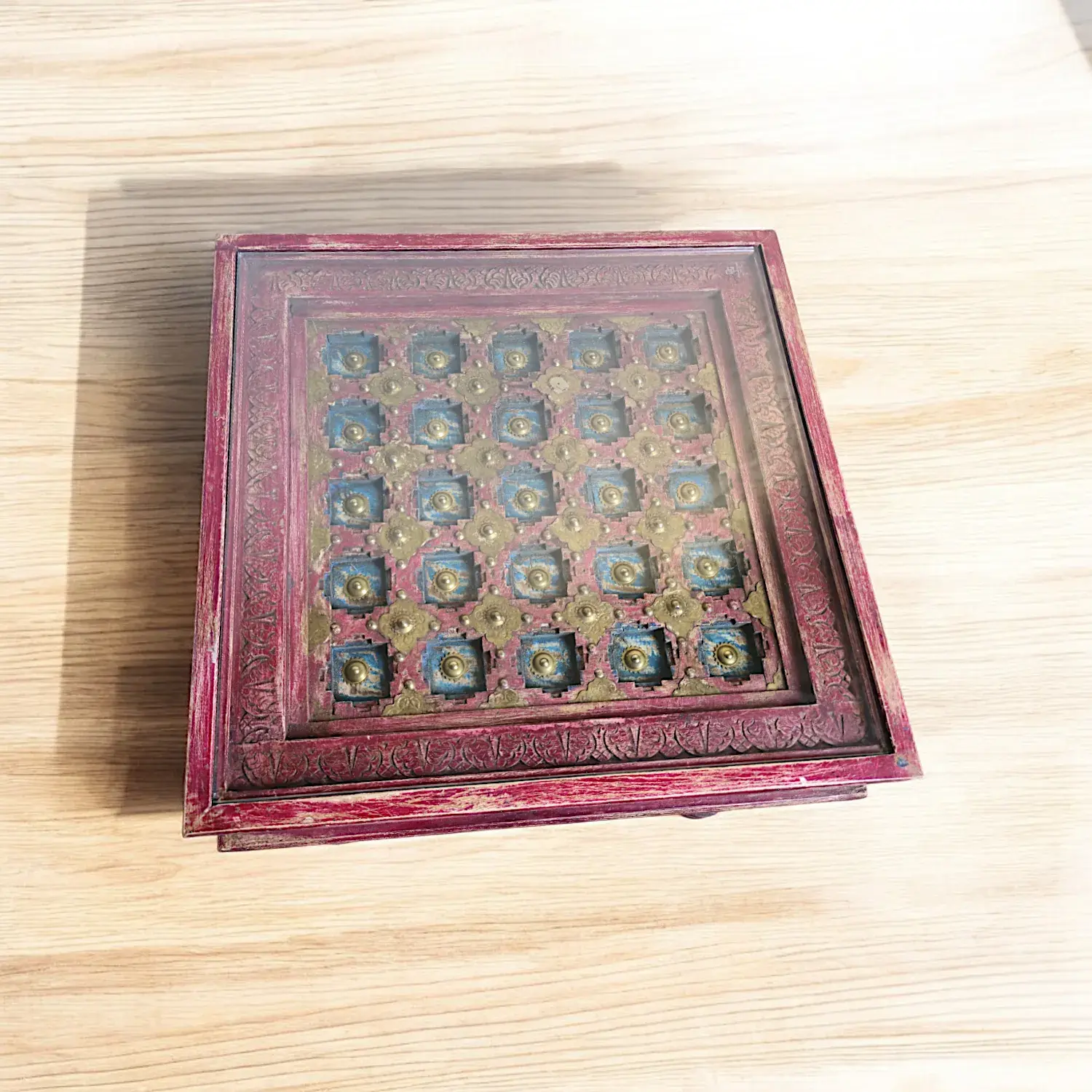 SIDE TABLE