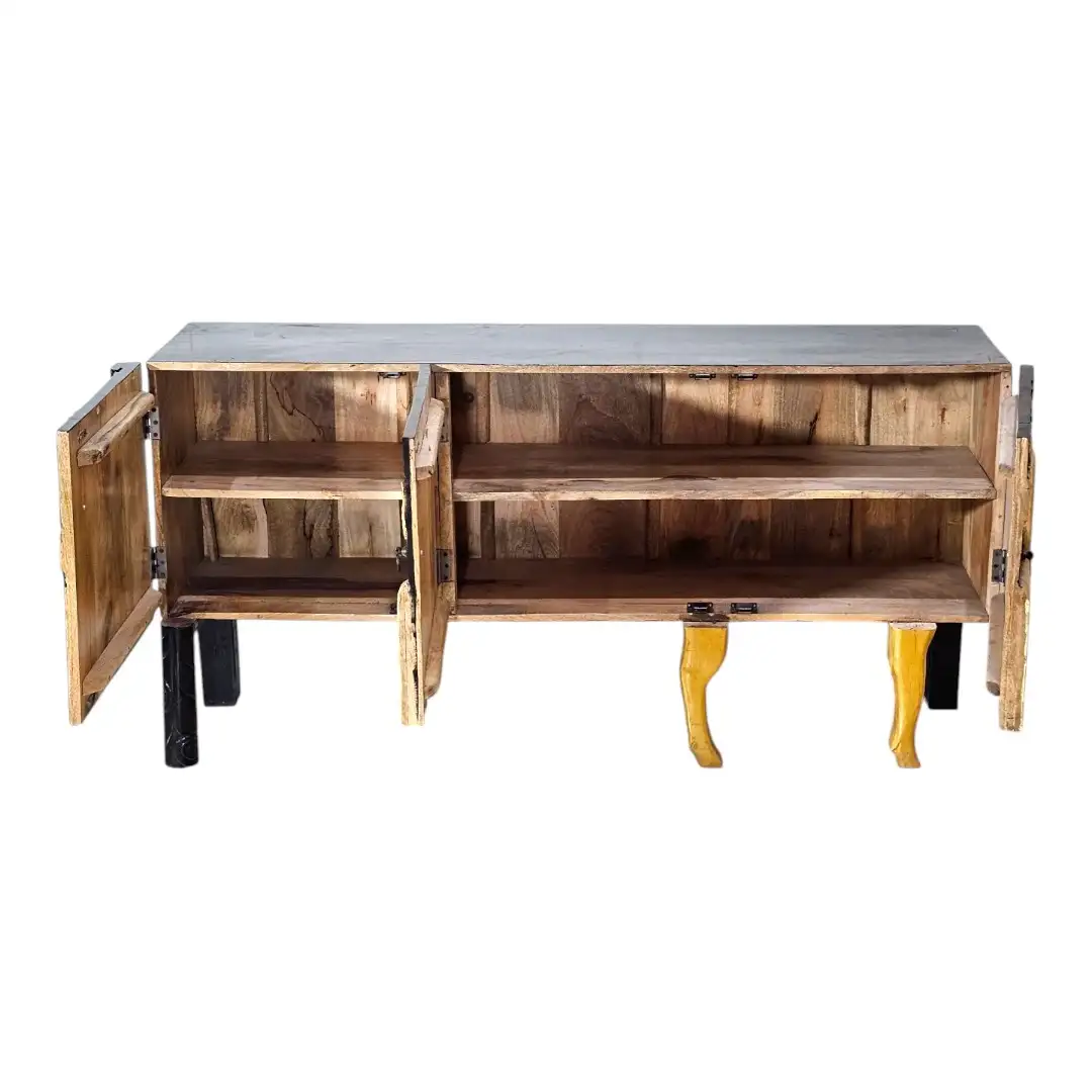 The Windsor Gilt Stag Sideboard / بوفيه ويندسور المذهب