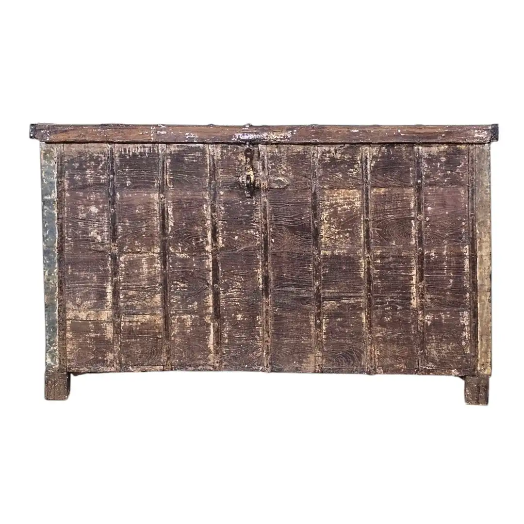 The Royal Archive Trunk
