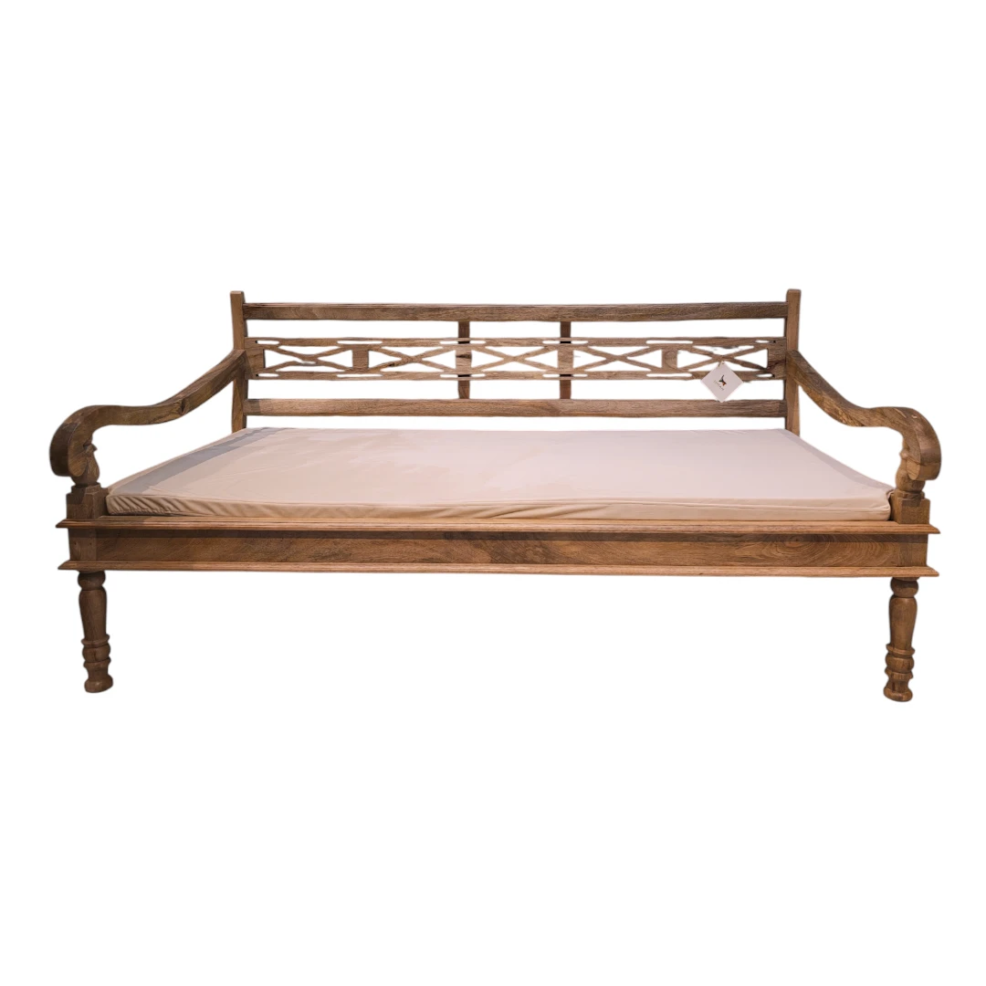 Zill al-Shams Bench